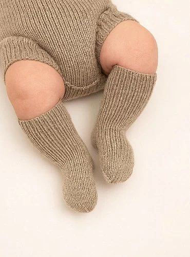 Unisex booties made of merino wool in sand color