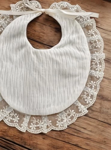 Unisex christening bib. Waves collection.