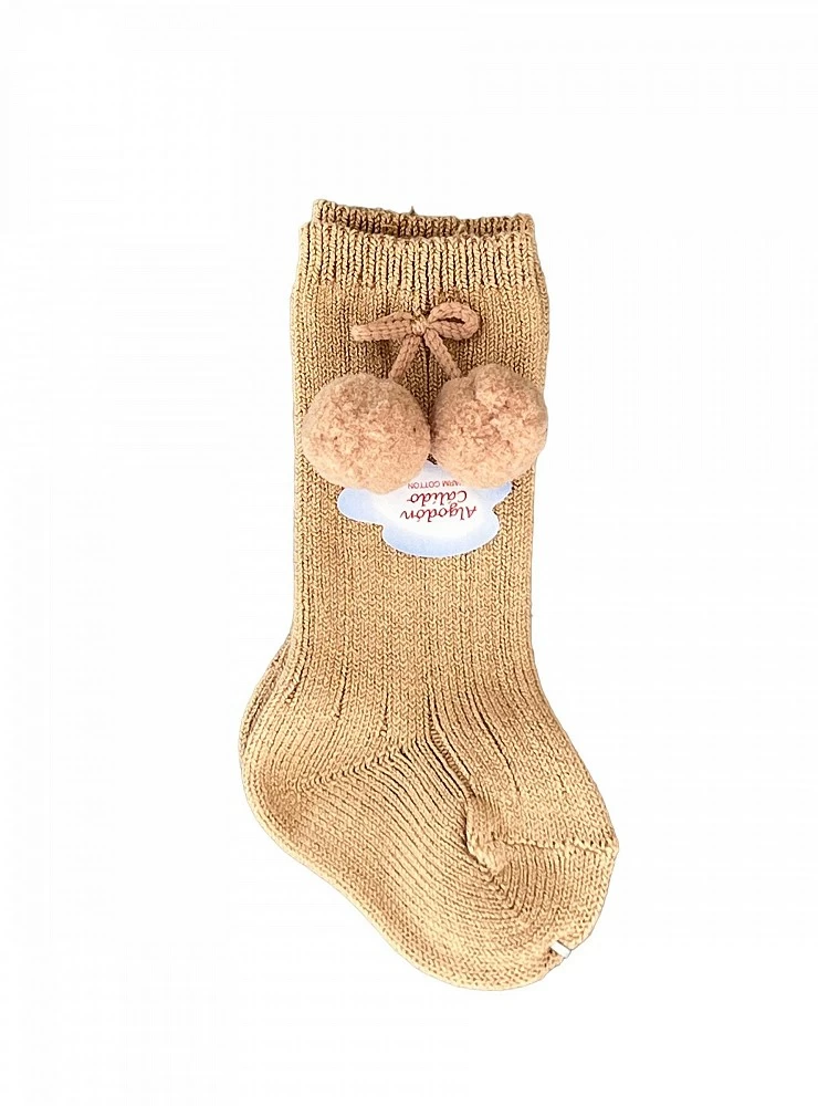 Unisex high ribbed sock with pompom. Various colors. Condor O-Winter