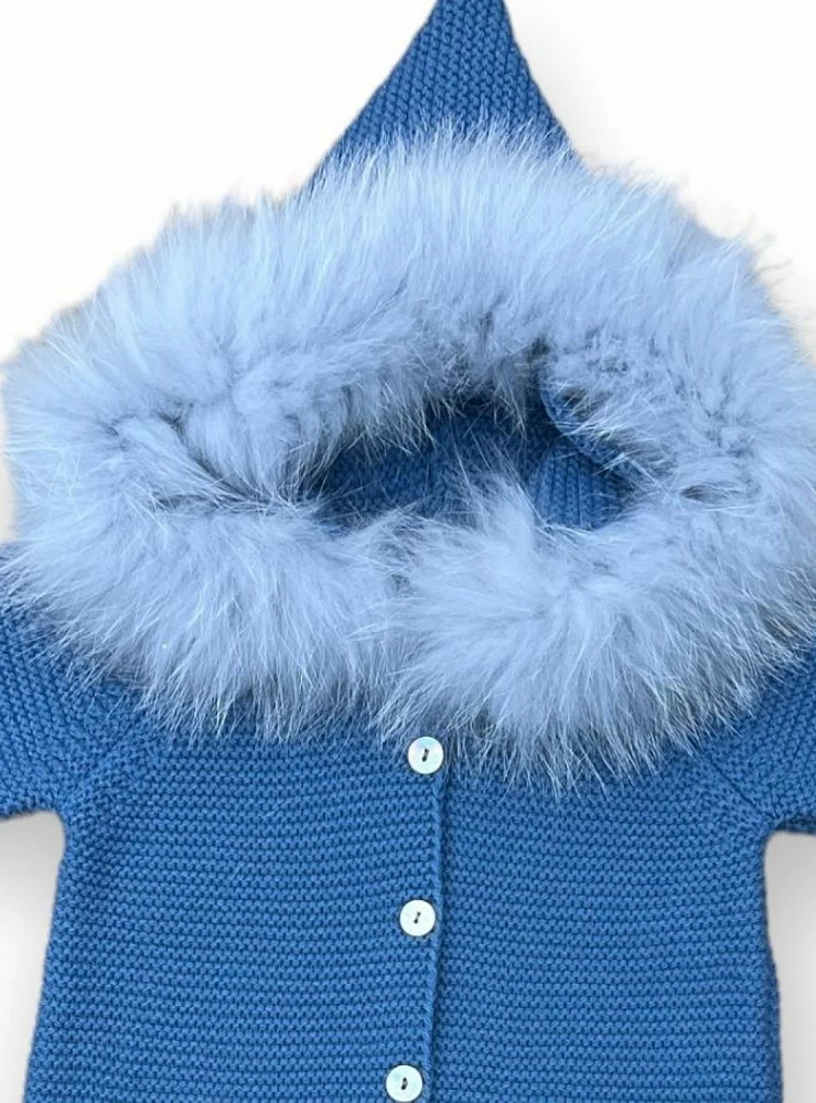 Unisex knit jumper with fur hood
