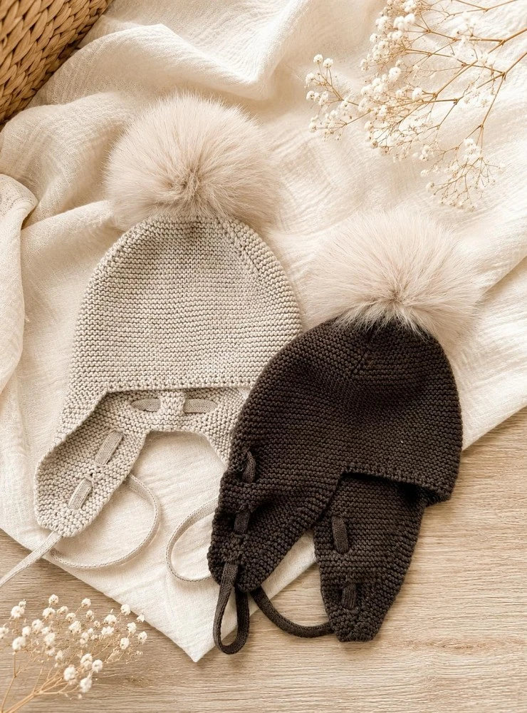 Unisex Knitted Beanie with Natural Fur Pom Pom