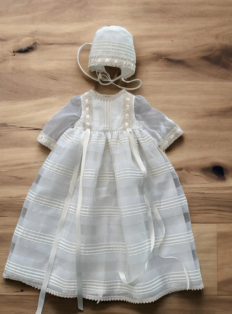Unisex organza christening gown with pintucks | Nuez Collection
