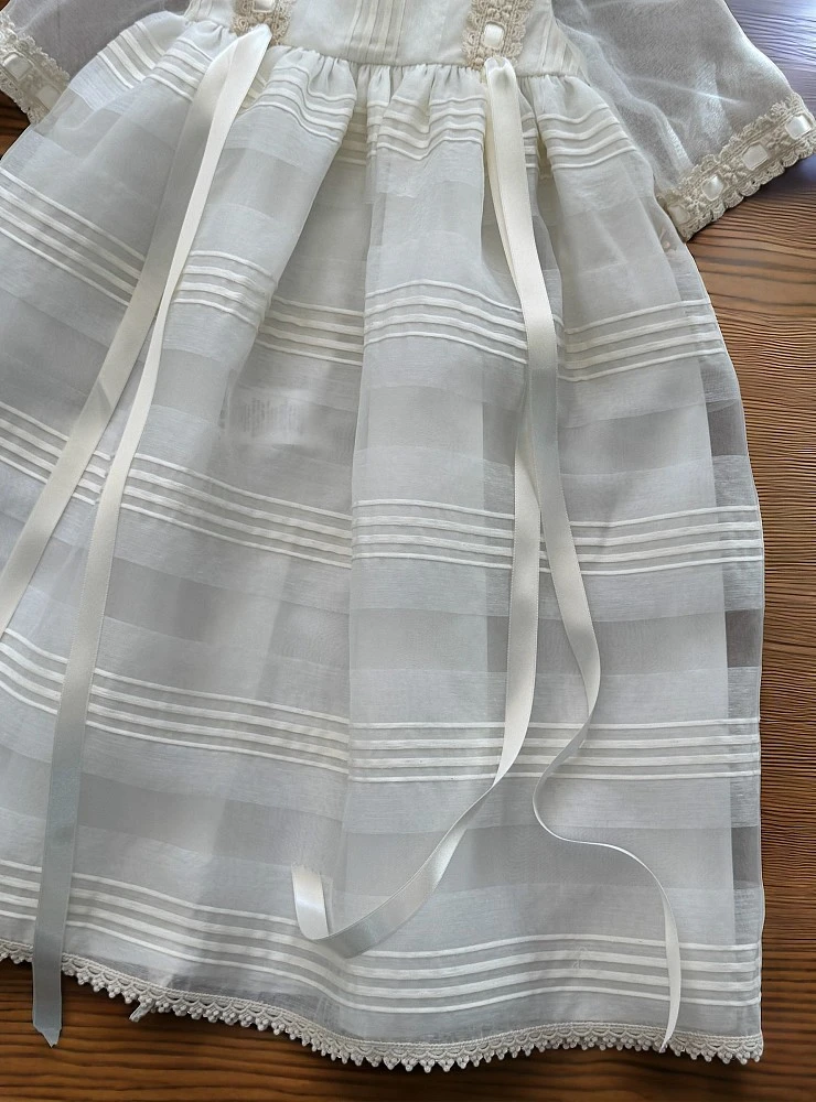 Unisex organza christening gown with pintucks | Nuez Collection