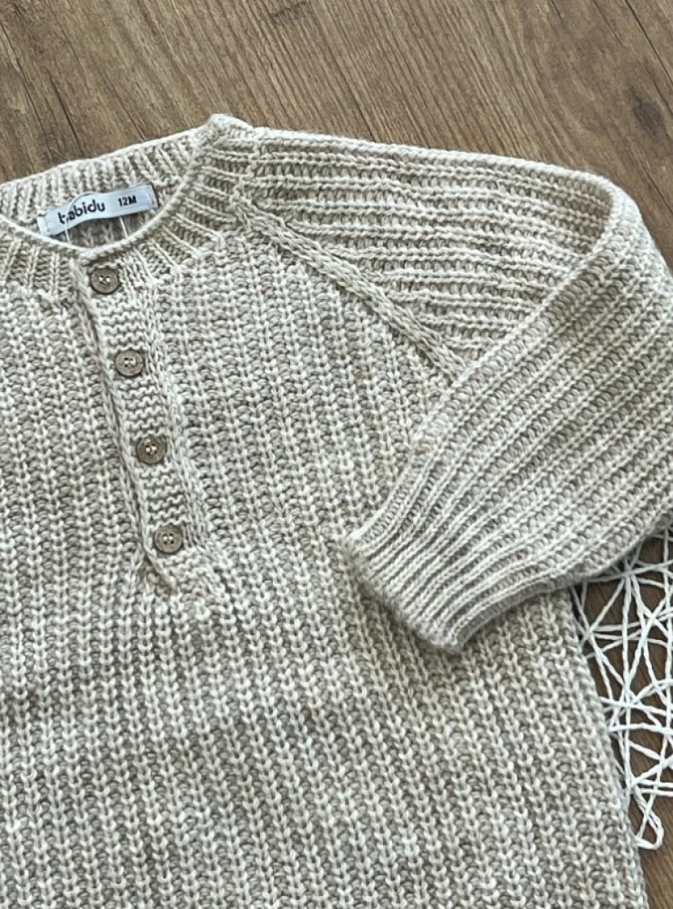 Unisex sand knit romper Victory collection