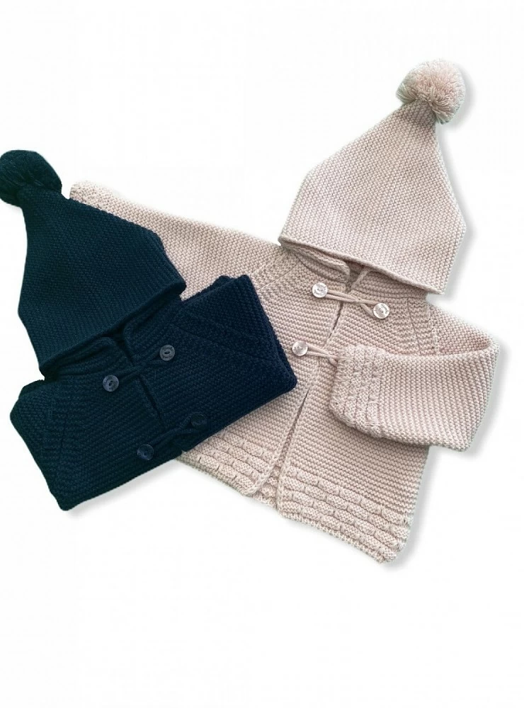 Unisex trenka in powder pink or navy. Chubby knit with pompom