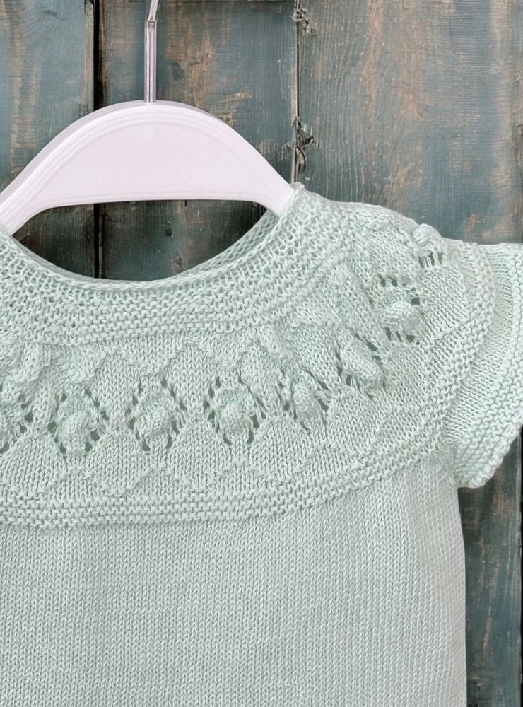 Unisex two-piece set in mint green made of organic cotton