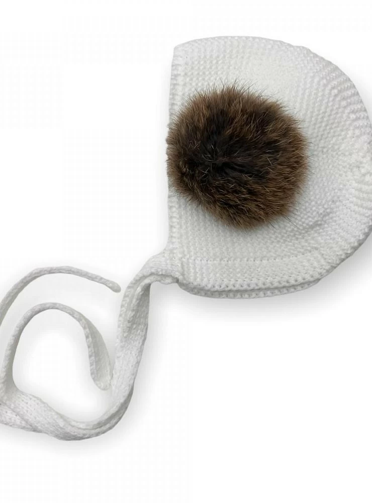 Unisex wool bonnet with natural fur pompom