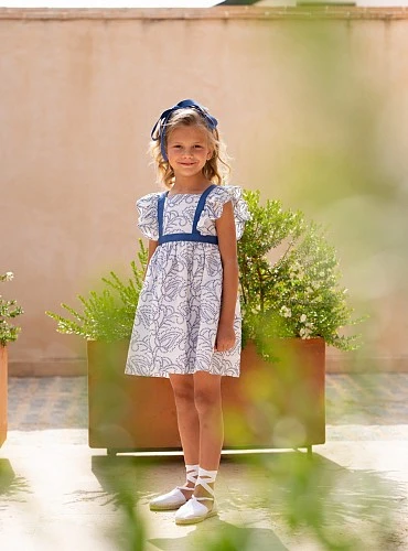 Vestido bordado colección Salitre