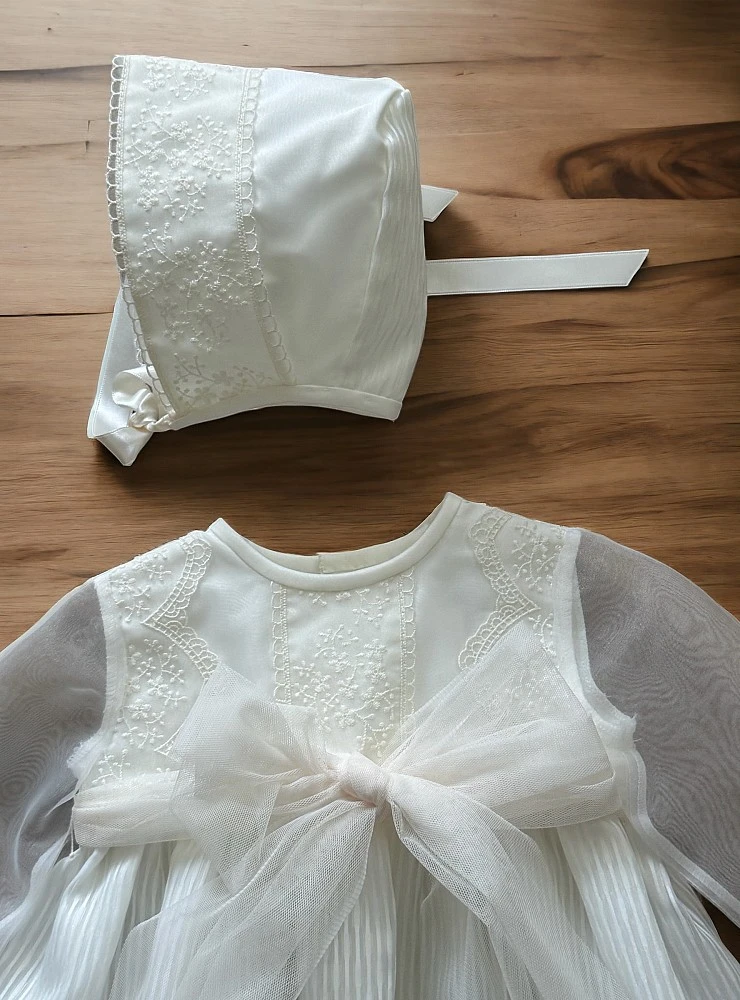 Vestido con Capota para Bebé Niña en Organza Edición Limitada