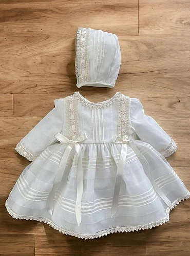 Vestido de Bautizo con Capota para Bebé Niña Colección Nuez