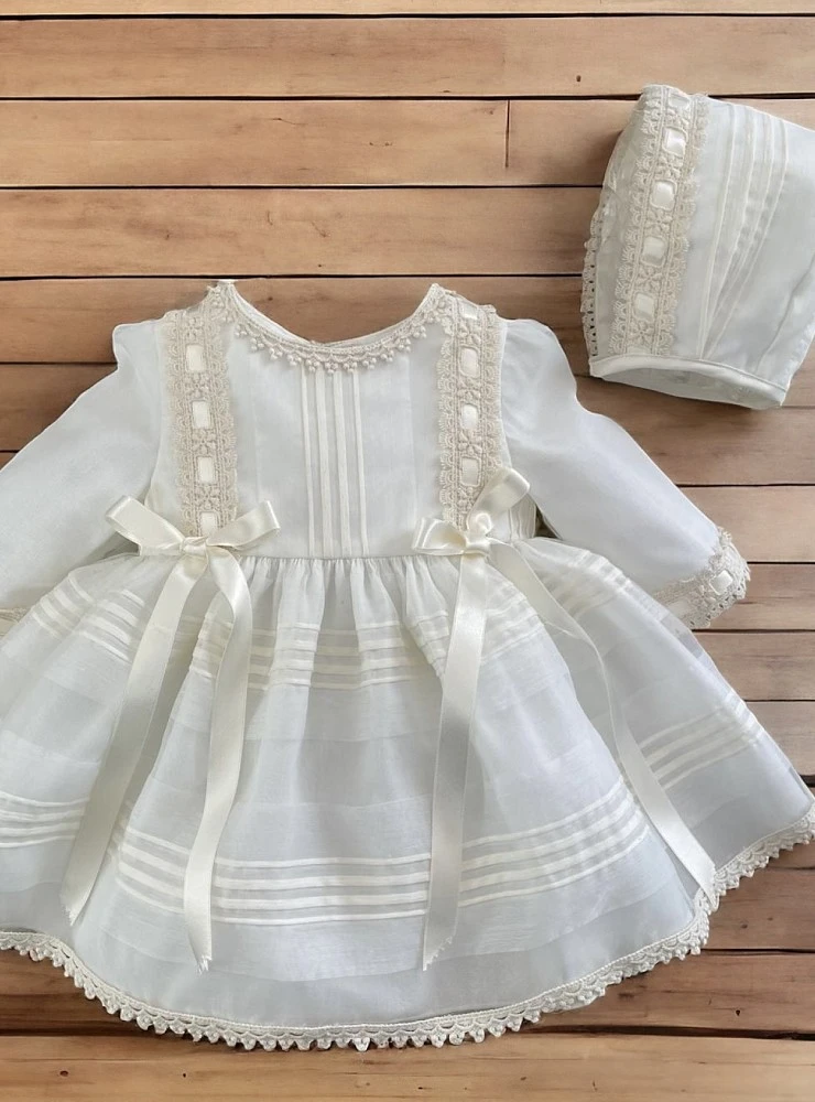 Vestido de Bautizo con Capota para Bebé Niña Colección Nuez