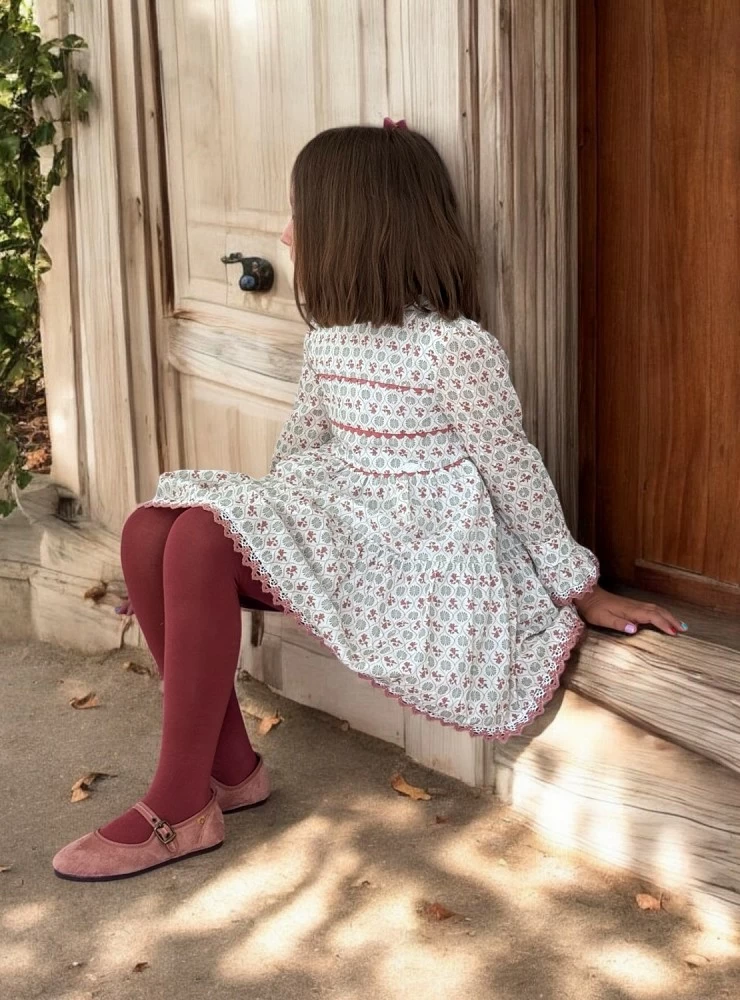 Vestido de plumeti colección bugambilia