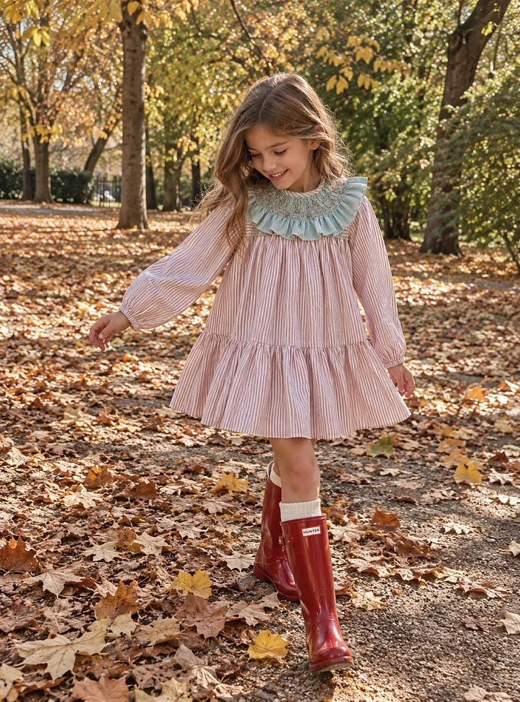 Vestido Niña de Rayas Rosa con Cuello Bordado Colección Mango by Copo