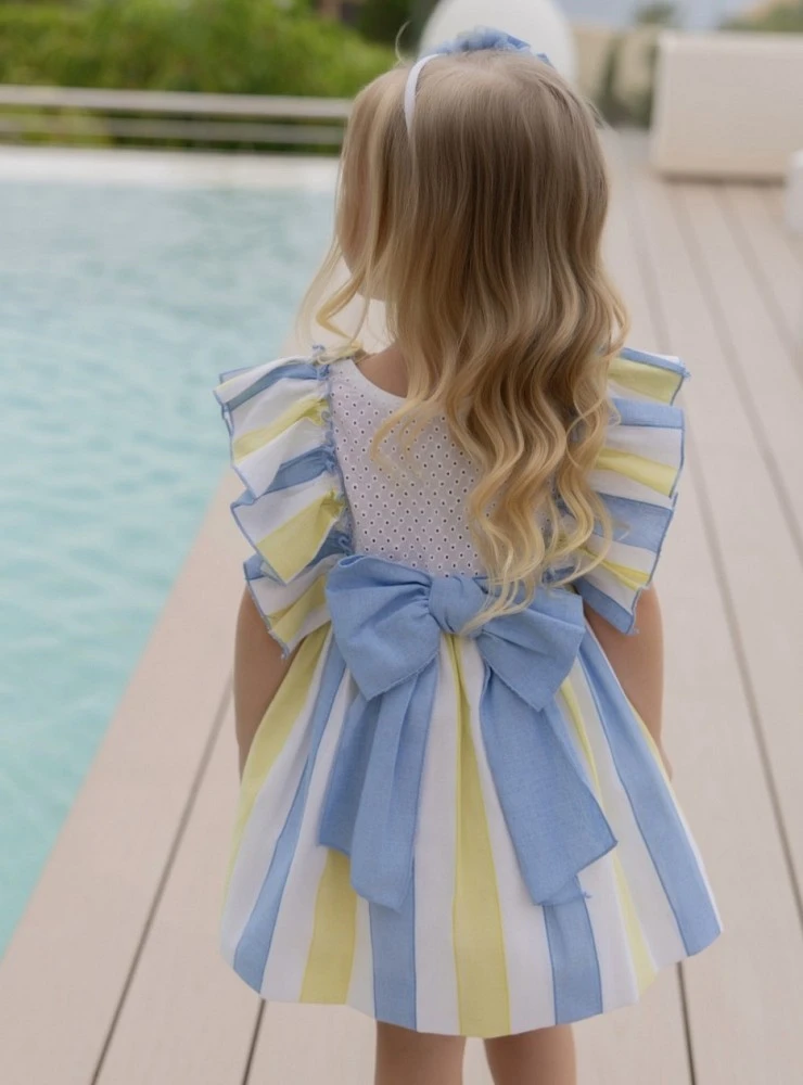 Vestido para niña rayas varios tonos.