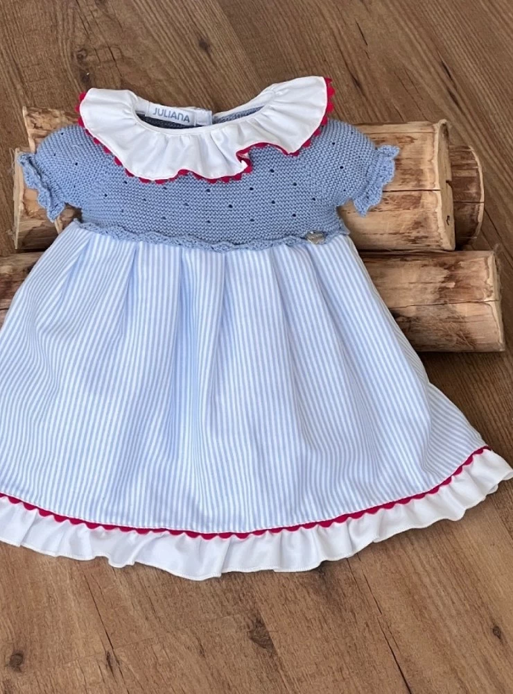 Vestido punto azul empolvado con tejido de rayas.