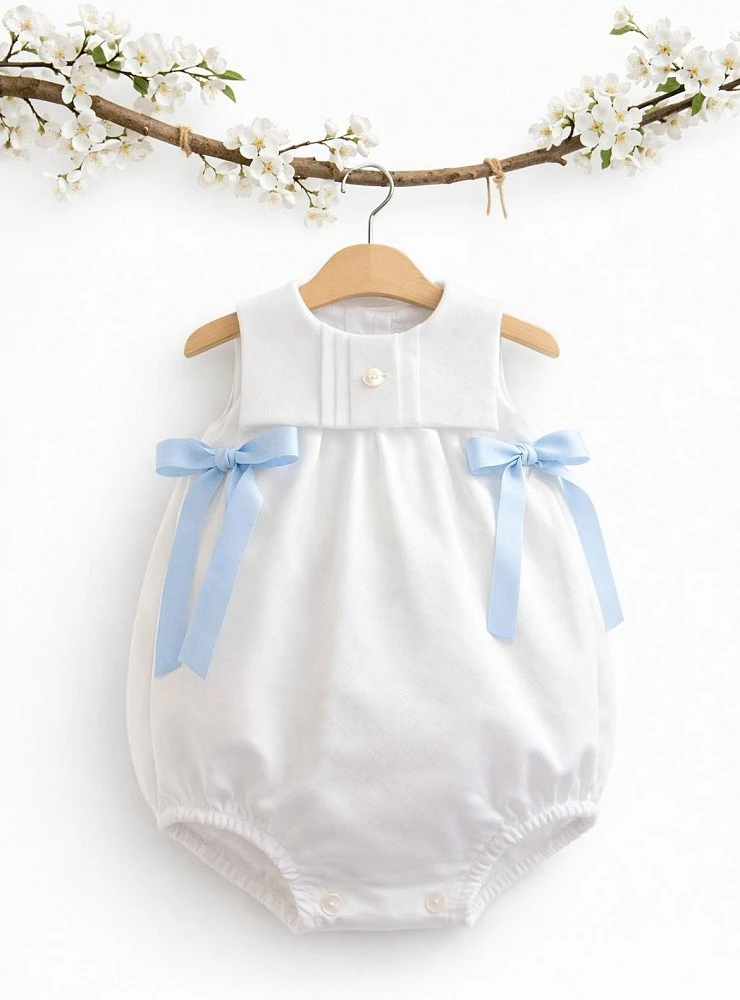 White piqué romper for boys. Montreal Collection