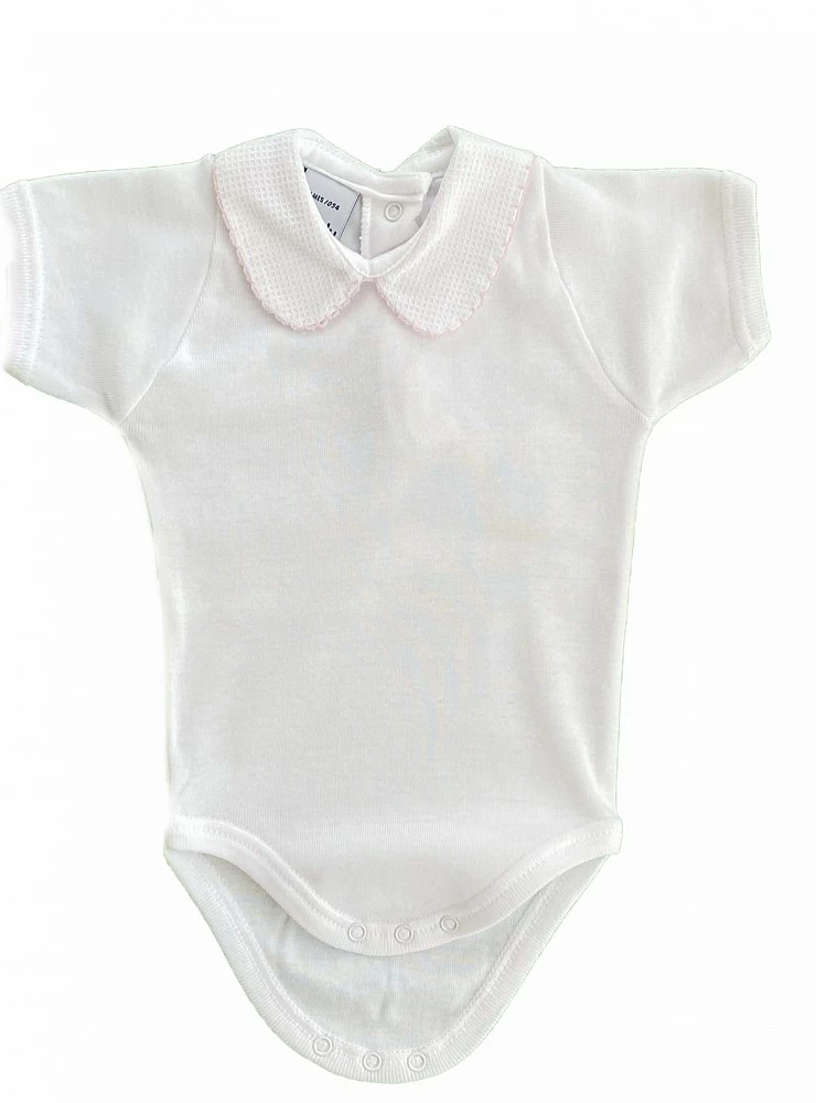 White unisex body with embroidered collar in three colors. P-Summer
