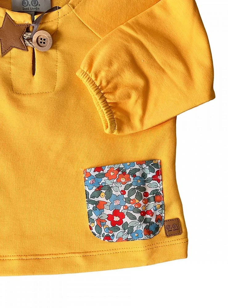 Yellow sweatshirt flower collection by José Varón